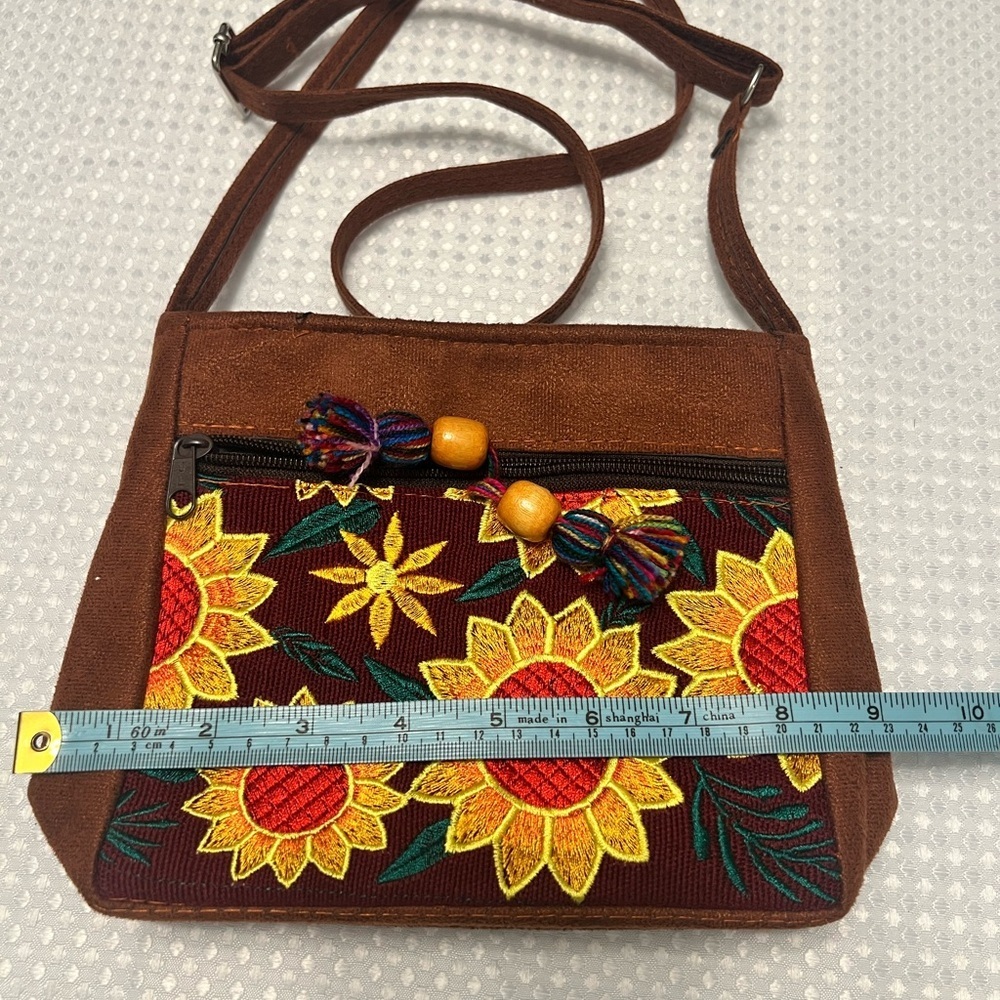 Sunflower Embroidered Tan Crossbody Bag - Picture 3 of 5